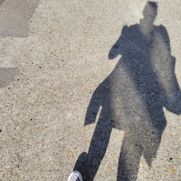 Meet your Posher, Andrea - Picture 1 of 2